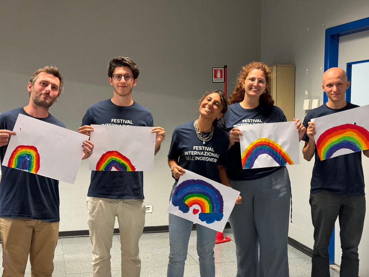 Also we contributed to the 
#festivaldellingegneria 🦿🧩👾 <a href="/polimi/">Politecnico di Milano</a> 

It was incredible to allow the children to feel like engineers for a day, experimenting with #colors and #light 🌈🔦