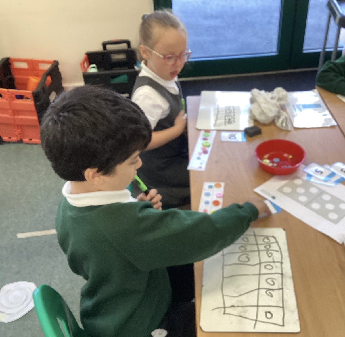 HighwoodPrim1G's tweet photo. Representing numbers in maths today. https://t.co/ehHXNhy41n