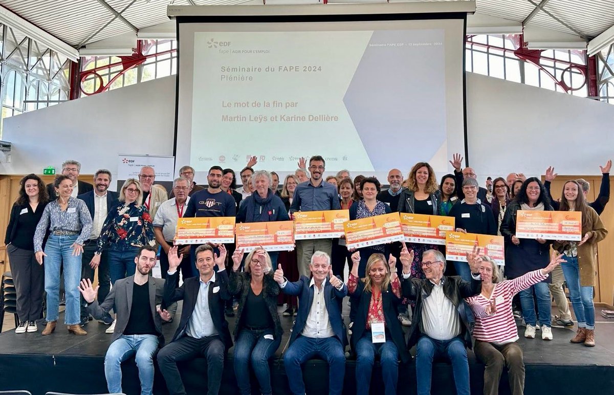 AssociationSNC's tweet image. 🤝 SNC participait au séminaire annuel du @FAPEEDF, organisé autour du thème « L’#insertion, terreau de l’économie de demain ».

L’occasion de réfléchir aux modèles économiques de l’insertion et de mesurer l’impact des structures d’insertion. Merci aux équipes !