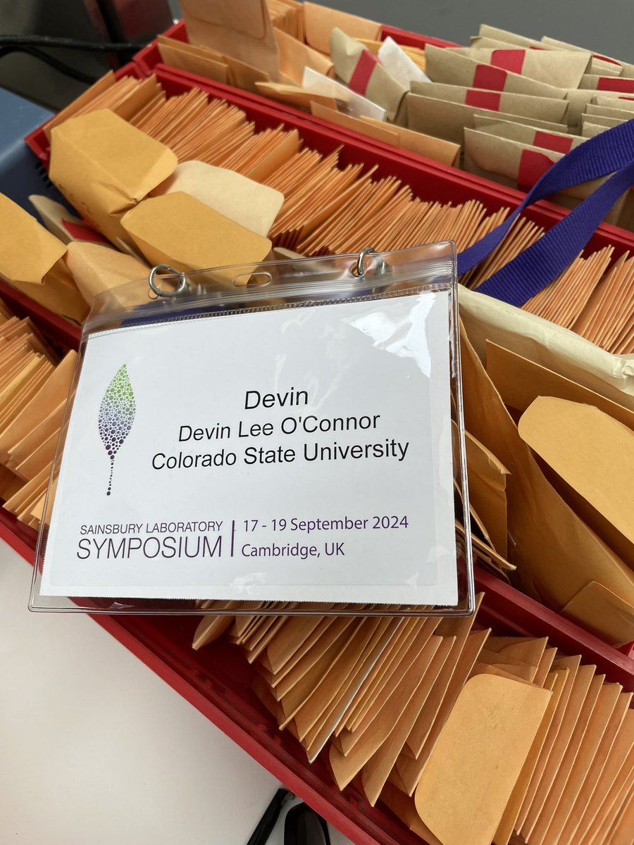 oconnord's tweet image. It’s great to be back at @slcuplants to visit old friends, old seeds, and old buildings, but also to share some new data from @PairwisePL ! Let’s edit development!