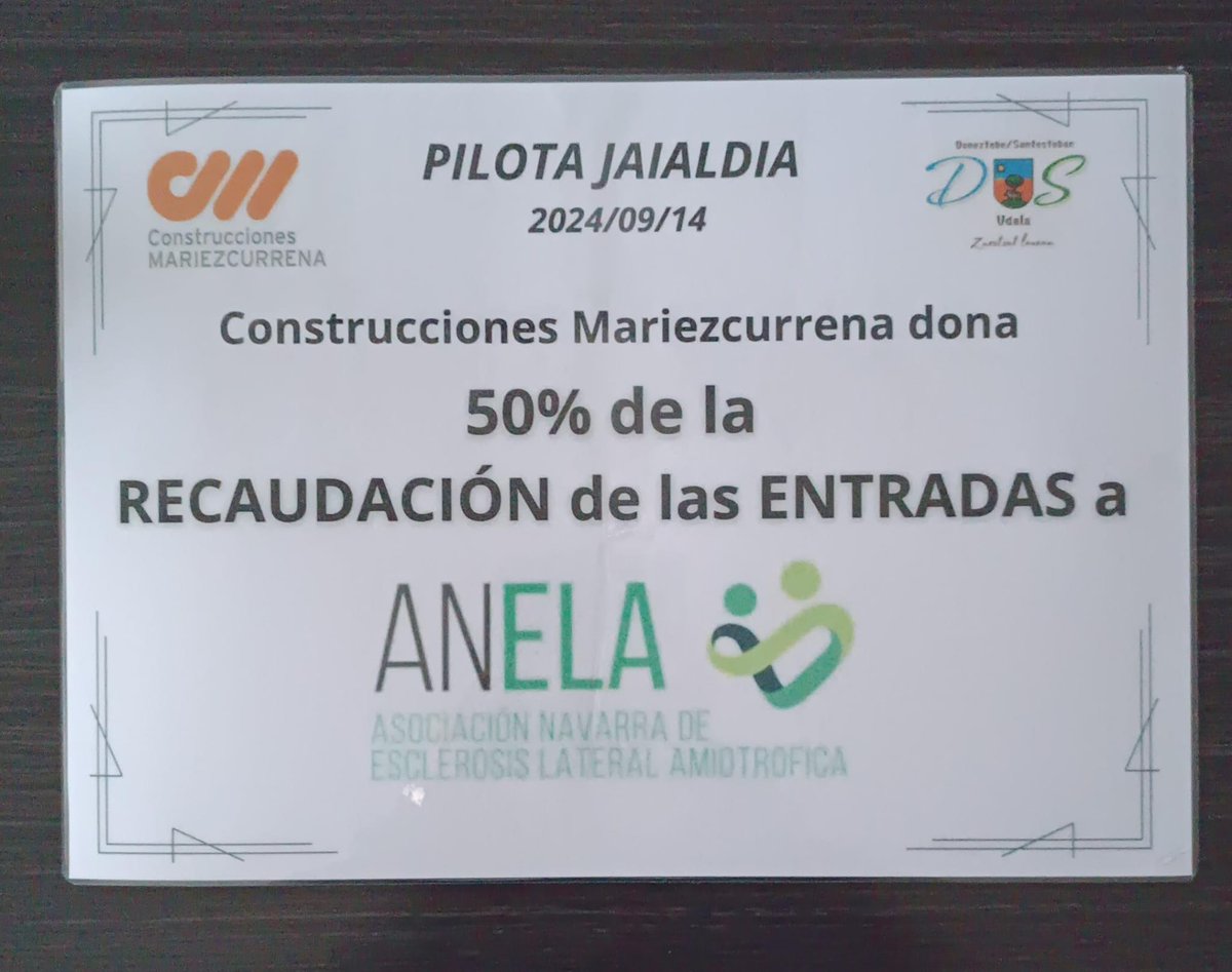 AnelaNavarra's tweet photo. 🎉 CONSTRUCCIONES MARIEZCURRENA #45Aniversario
El pueblo de Doneztebe/Santesteban siempre solidario con nuestra causa #ELA ha celebrado una jornada festiva espectacular organizada por CM
🫂 MARIEZCURRENA empresa SOLIDARIA 🍀
#Aizkora #ComidaPopular #Pelota
@txap_ela #LeyELA https://t.co/PKzsx14Dio
