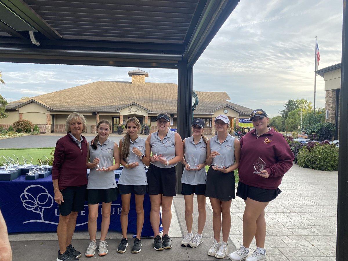 SEPirateBooster's tweet photo. Congratulations to the Girls Golf team for winning the Div 2 Christine Terlesky Lake Club Invitational. Senior Taylor Blazek earned medalist honors with an 82. Freshman Sammy Morgan finished 2nd with an 84 &amp; Jennifer Mix 92. In the top 10 were Jessi Mix 93 &amp; Aubree Varga 94. https://t.co/P6VKtUon5m