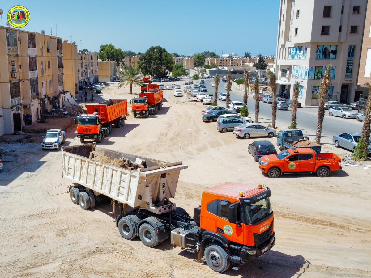 PSCTLY's tweet photo. شركة الخدمات العامة - طرابلس
استمرار أعمال ازالة البناء المخالف والعشوائي في #بلدية_حي_الاندلس داخل م��لة الحي الإسلامي تمهيداً لصيانتها وتجديد أعمال البنية التحتية للمنطقة بالتعاون مع الحرس البلدي.
#نعمل_لأجلكم
#شركة_الخدمات_العامة_طرابلس📷
#PUBLIC_SERVICES_COMPANY_OF_TRIPOLI https://t.co/mtL0fHy2pl