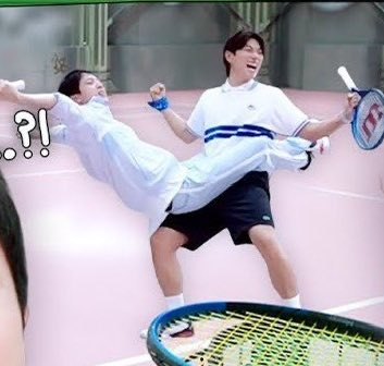 jinthestandard's tweet photo. lmao seokjin &amp; lee yikyung?! 😭 you know it’s about to be epic when you see these two chaotic friends in a game together 😭

PRINCE OF TENNIS JIN
#RunJin_EP4 #RunJin #달려라석진 https://t.co/OrFWbcZ7oZ