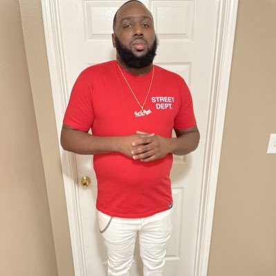 LoloBandz's tweet photo. #NewProfilePic https://t.co/kYkSG3TfSO