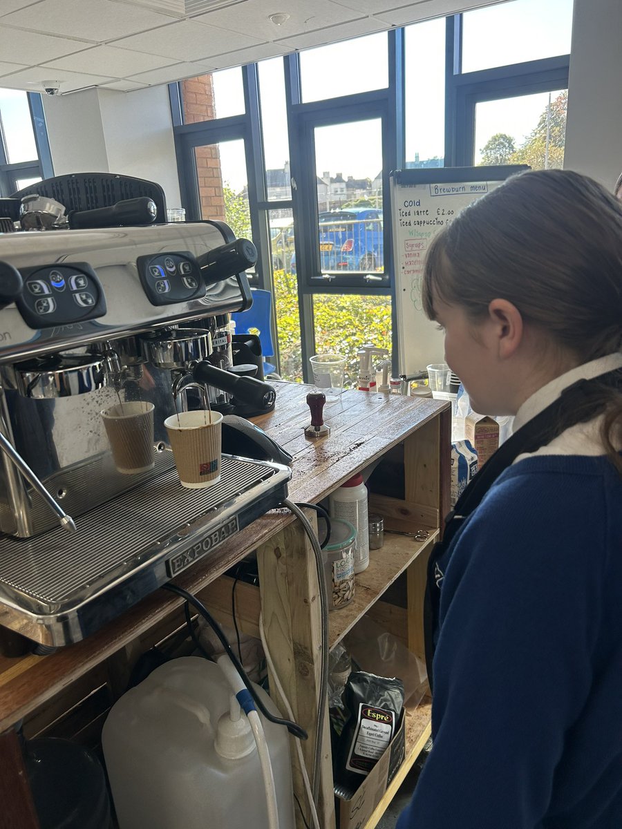 Productive afternoon at the BrewBurn Cafe☕️  remember to get your loyalty cards stamped!!🤩 @BannockburnHigh