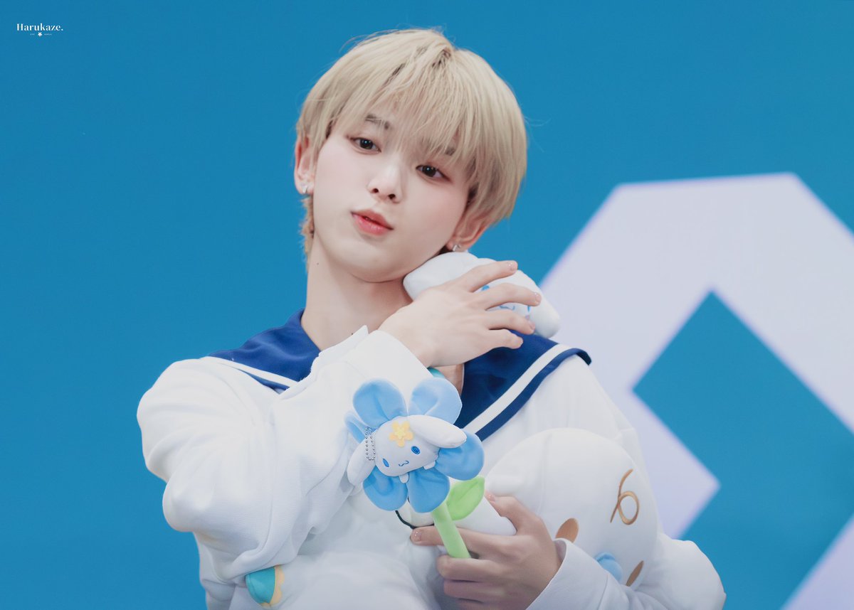 240914 プレミアムサイン会 プレサ HQ 하 진짜 천사가 내려온 줄 알았