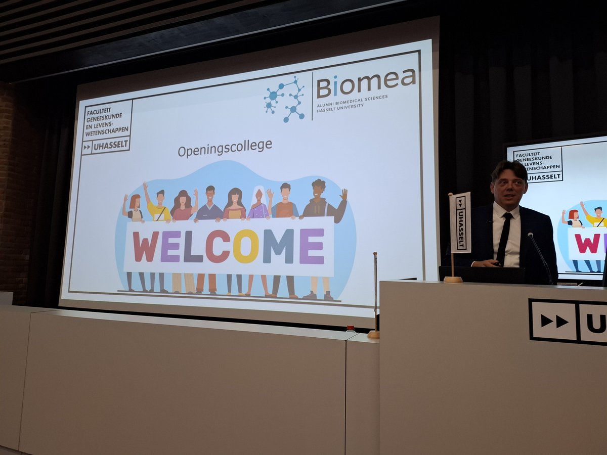 BiomeaUH's tweet photo. A wonderful story celebrating 25 years of Biomedical Sciences at @uhasselt , shared during the opening lecture by our very own alumnus @roelandbcknx.  His story was truly inspiring for our 180 new Biomedical Sciences students. https://t.co/4Cbuf05Cfs