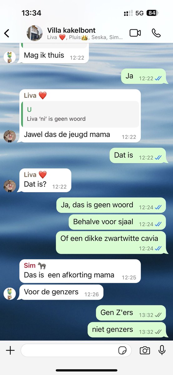 astridislief tweet media