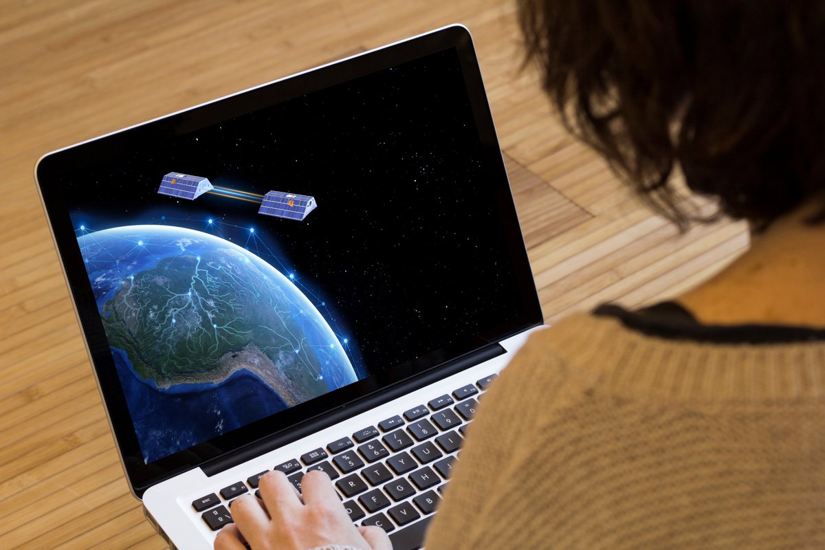 📢 We are looking for a #Postdoc in Satellite Gravimetry!! 🛰🌍 Join our young and dynamic team at the Chair of Space Geodesy, led by Prof. Benedikt Soja (<a href="/b_soja/">Benedikt Soja</a>).  You can find the complete job description here: jobs.ethz.ch/job/view/9166  Curious? So are we.