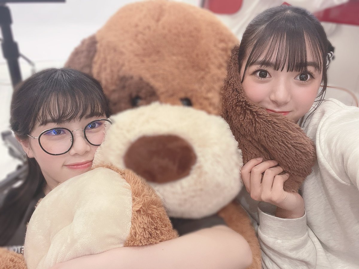 加藤千夏🍭ほくりくアイドル部 (@chinappe_32) on Twitter photo まゆお誕生日おめでとう🍎🎂
<a href="/tsukasaki_0917/">塚崎 真結🗻ほくりくアイドル部</a>
どんな事にも全力で楽しんで、レッスンの時もいつもニコニコ太陽みたいに明るくて、ステージでの盛り上げ方も上手な同い年のまゆ🥰
まだまだたくさん写真撮りたいよ~🧸
17歳楽しもうね🙌🏻 ❤︎
#ほくりくアイドル部 まゆお誕生日おめでとう🍎🎂
<a href="/tsukasaki_0917/">塚崎 真結🗻ほくりくアイドル部</a>
どんな事にも全力で楽しんで、レッスンの時もいつもニコニコ太陽みたいに明るくて、ステージでの盛り上げ方も上手な同い年のまゆ🥰
まだまだたくさん写真撮りたいよ~🧸
17歳楽しもうね🙌🏻 ❤︎
#ほくりくアイドル部