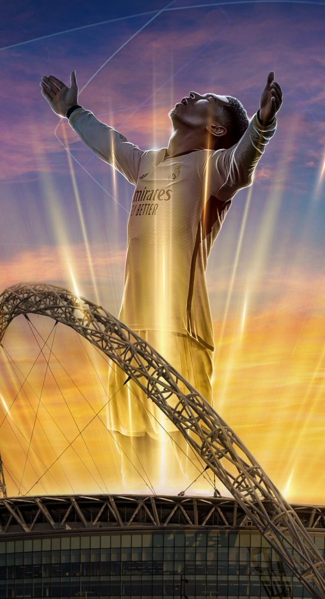 En la vida hay cosas maravillosas, una de ellas es ser del Real Madrid 🤍🧡 
Uno, dos, tres  ¡¡¡ HALA MADRID !!! 🏆🥇