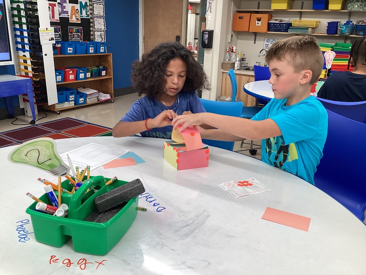 JKSTEAMLAB's tweet image. International Dot Day helps us practice resilience and grit with this design and engineering challenge in 3rd Grade STEAM! 
@BataviaJK