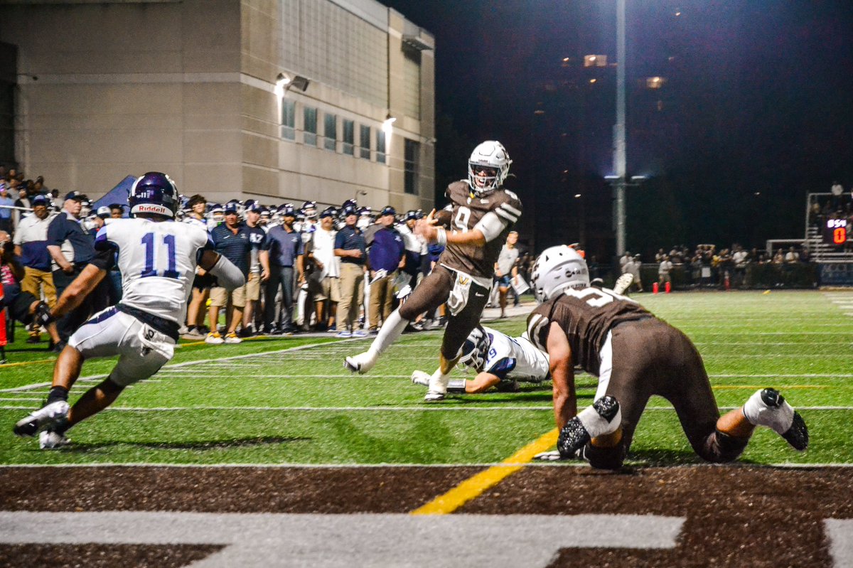 Xavier_Sanchez4's tweet photo. Football | Mount Carmel’s Jack Elliott and Cooper Lehman set records in defeat of Nazareth

@CaravanFootball @Jordanlynch06 @JackElliott09 @danyiltaylor10 @CoachSegrovesMC 

Read: https://t.co/Vs1QiVcjPG https://t.co/phZszlq9K1