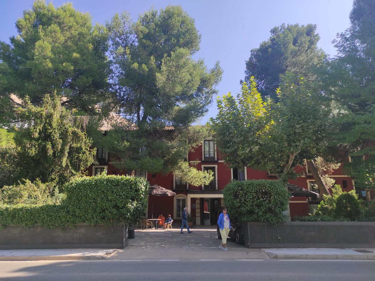 Proyecto CARUSO (@proyecto_caruso) on Twitter photo 📸 Esta mañana los investigadores Hugues Preud’homme de la <a href="/universite_uppa/">Université de Pau et des Pays de l'Adour (UPPA)</a> y Laura Grasa de la <a href="/unizar/">Universidad Zaragoza</a> han visitado el balneario de Paracuellos del Jiloca <a href="/balnearioaragon/">BalnearioParacuellos</a> para la recogida de muestras de #aguastermales para su caracterización💧🔬 #CARUSO #POCTEFA 📸 Esta mañana los investigadores Hugues Preud’homme de la <a href="/universite_uppa/">Université de Pau et des Pays de l'Adour (UPPA)</a> y Laura Grasa de la <a href="/unizar/">Universidad Zaragoza</a> han visitado el balneario de Paracuellos del Jiloca <a href="/balnearioaragon/">BalnearioParacuellos</a> para la recogida de muestras de #aguastermales para su caracterización💧🔬 #CARUSO #POCTEFA