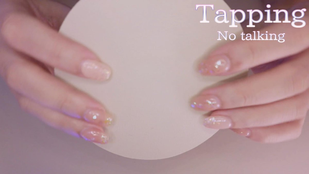 Healingluka's tweet image. 今天用像月亮的皮革給大家帶腦內按摩XD
還有其他的小道具
喜歡純物品音可以聽聽看😊

影片連結：youtube.com/watch?v=ENN9a0…

#ASMR #Tapping