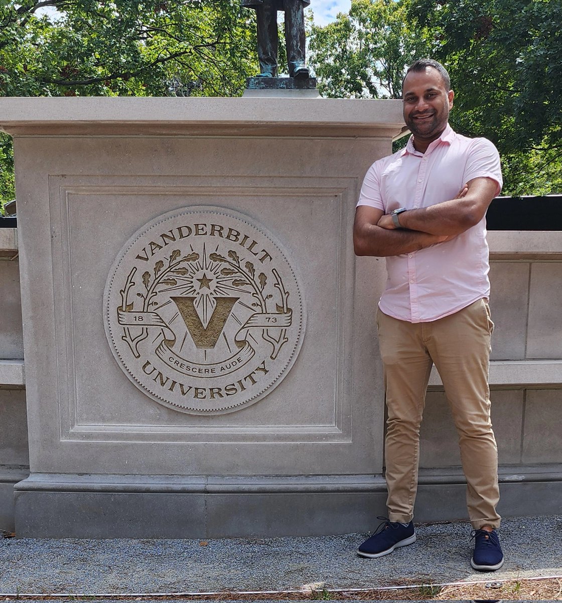 Krishna Mudumbi (@krishnamudumbi) on Twitter photo I'm excited to announce that I've accepted a TT faculty position <a href="/VanderbiltCDB/">Vanderbilt Cell and Developmental Biology</a> and @VUMC_Cancer! Thrilled to join <a href="/VanderbiltU/">Vanderbilt University</a>!
The Mudumbi Lab opens January 2025. We will use single-molecule microscopy to study the kinetics of RTK signaling, with a focus on biased signaling! I'm excited to announce that I've accepted a TT faculty position <a href="/VanderbiltCDB/">Vanderbilt Cell and Developmental Biology</a> and @VUMC_Cancer! Thrilled to join <a href="/VanderbiltU/">Vanderbilt University</a>!
The Mudumbi Lab opens January 2025. We will use single-molecule microscopy to study the kinetics of RTK signaling, with a focus on biased signaling!