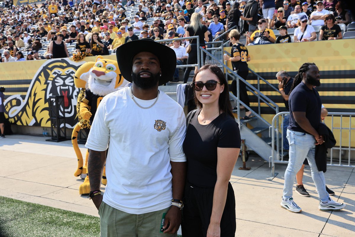 Simoni Lawrence (@simoni_lawrence) on Twitter photo I’m not a business man I’m a business man……
Thank you to everyone for emailing us back incredibly grateful!
“Can’t fool the city.” #21
<a href="/BobButrym/">Robert F. (Bob) Butrym</a> 📷
<a href="/NewEraCanada/">New Era Canada</a> <a href="/Food4KidsHamOnt/">Food4Kids Hamilton</a> I’m not a business man I’m a business man……
Thank you to everyone for emailing us back incredibly grateful!
“Can’t fool the city.” #21
<a href="/BobButrym/">Robert F. (Bob) Butrym</a> 📷
<a href="/NewEraCanada/">New Era Canada</a> <a href="/Food4KidsHamOnt/">Food4Kids Hamilton</a>