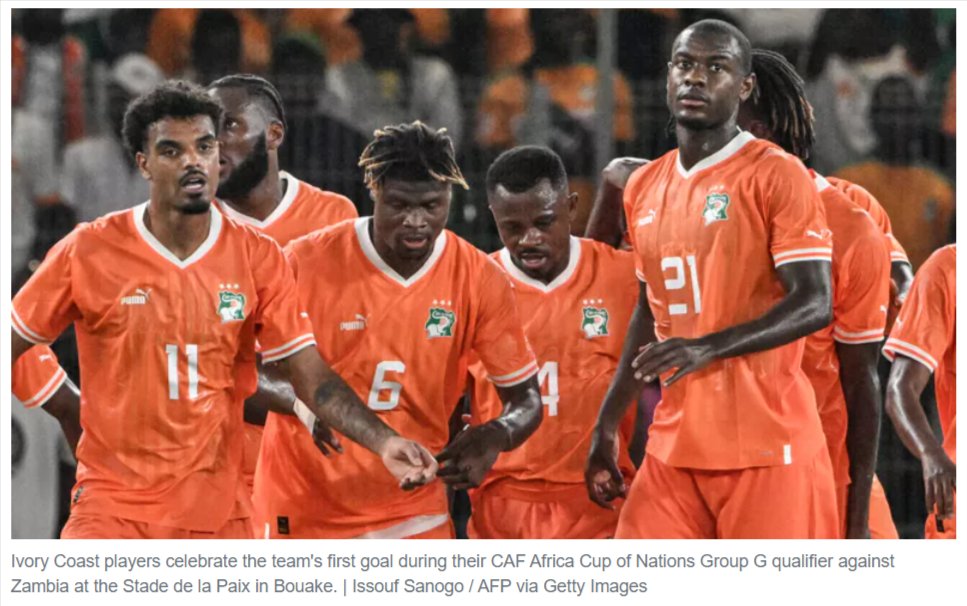 Andrews_Blog's tweet photo. Coppa d’Africa, striscioni omofobi dei tifosi della Costa d’Avorio: Durante la partita dalla nazionale della Costa d’Avorio per la qualificazione alla Coppa d’Africa sono apparsi striscioni omofobi Un fatto increscioso quello accaduto durante la partita… https://t.co/IQlKK7Yhvb https://t.co/pDh9D1DRNd