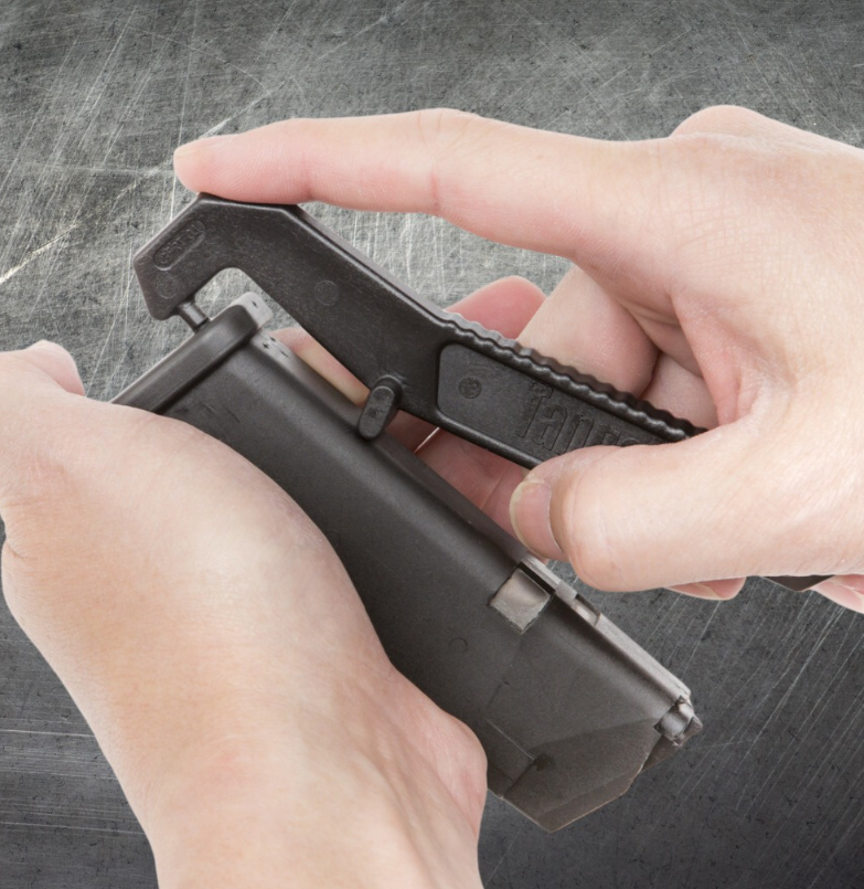 ghost_triggers's tweet image. Designed to remove floorplates of all Gen 1 through Gen 5 OE magazines, the GFRT-01 uses just the right amount of leverage to draw the floorplate off the magazine body without damage. 
#FloorPlateRemovalTool #FirearmAccessories #GunTools #TacticalGear
ghostinc.com/tango-down-flo…