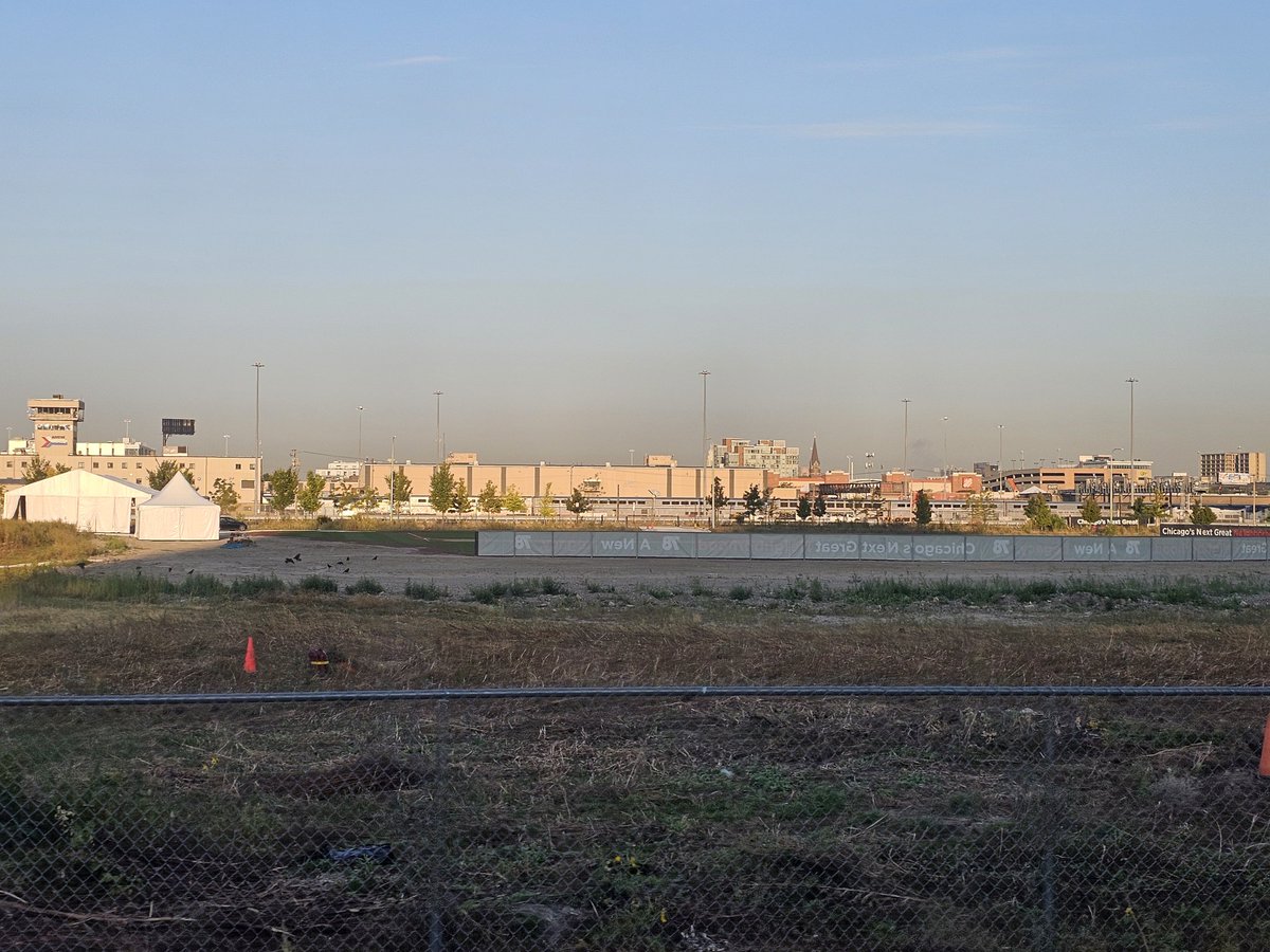 Sleepy_Harold_'s tweet image. They continue #doingstuff at the 78. Dressed up the field for the event yesterday too