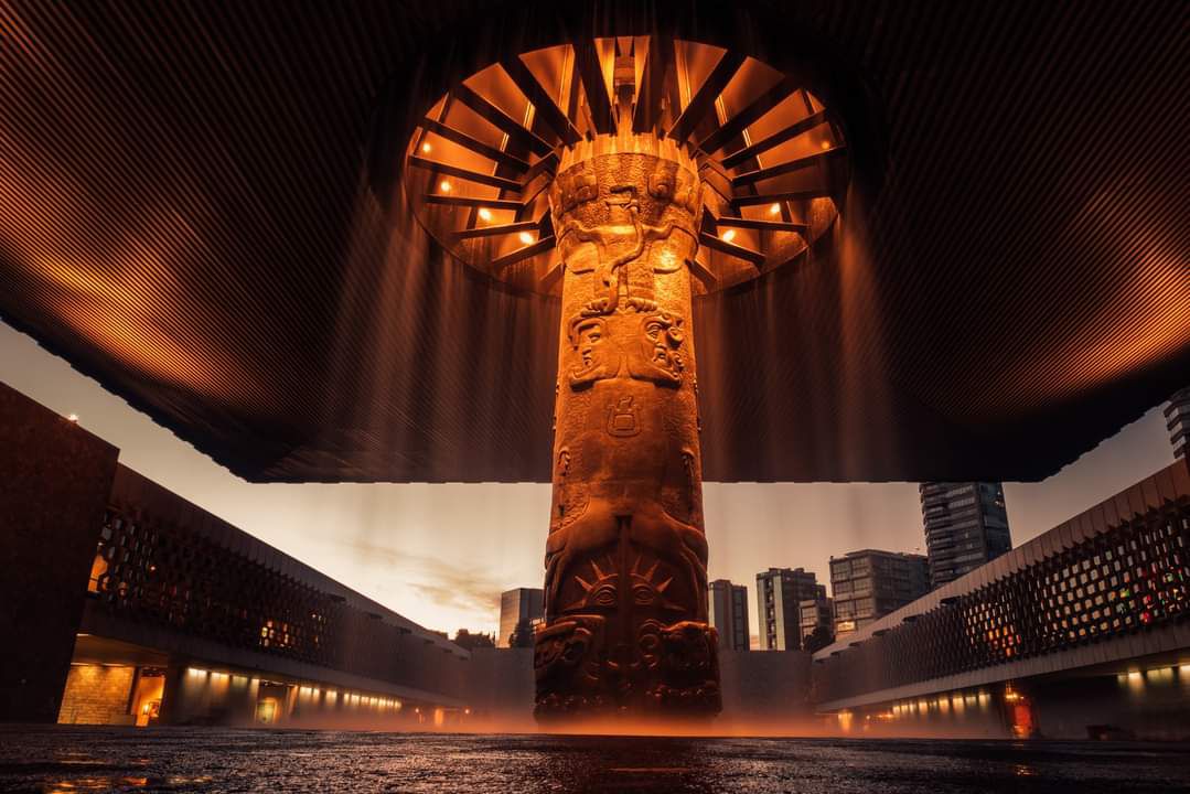 SECTUR_mx's tweet photo. El Museo Nacional de Antropología en la #CDMX, fue inaugurado #UnDíaComoHoy de 1964. 💯

A lo largo de sus 22 salas, exhibe una de las colecciones arqueológicas y etnográficas más importantes de #México. 🙌🏻

¡Considerado el museo más grande de nuestro país! 🤩 https://t.co/RWkwJpFEyh
