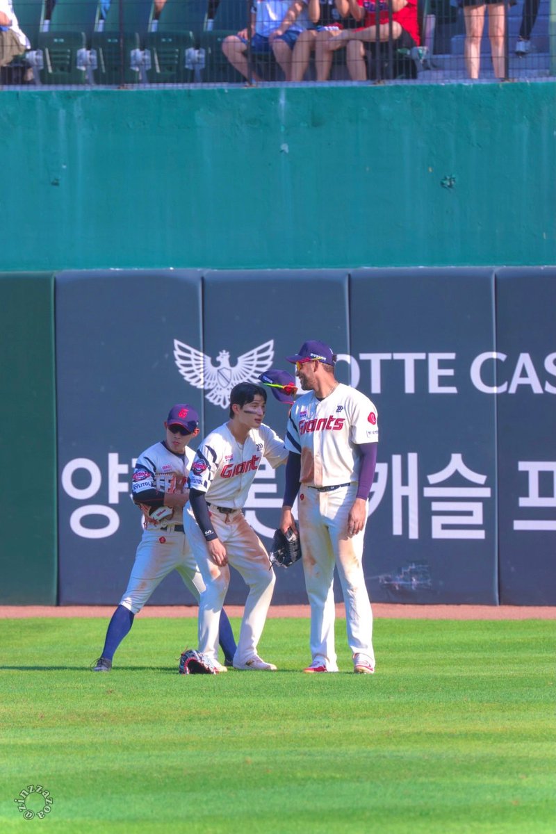 okakeheh's tweet photo. #황성빈 #윤동희 #레이예스 https://t.co/uXacNSBPyg
