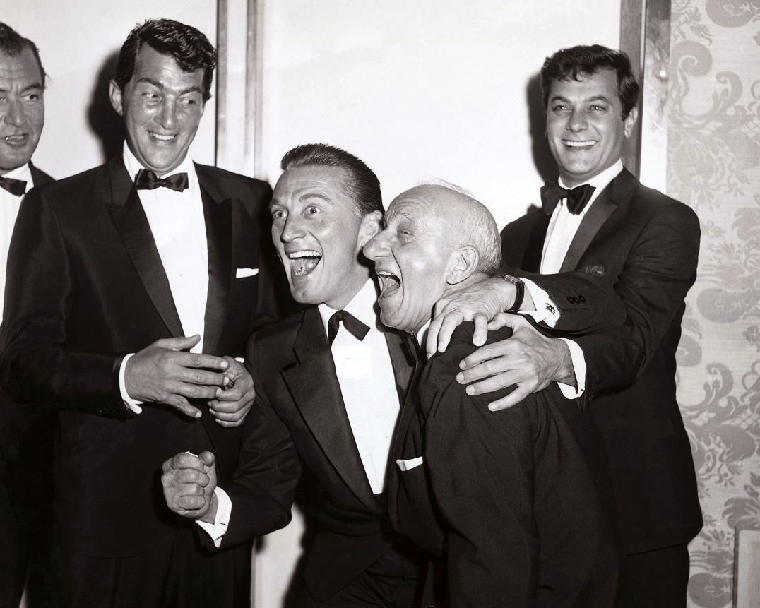 Too Much Talent for One Photo: #DeanMartin, #KirkDouglas, #JimmyDurante, #TonyCurtis <a href="/DinoDeano/">Deano Frank</a> <a href="/DeanaMartin_/">Deana Martin</a> <a href="/KirkDouglas/">Kirk Douglas</a> <a href="/Hollywoodlegen2/">Hollywoodlegend 🩷</a> <a href="/ClassicHWLingLy/">Lingly🐒ClassicHollywood</a> <a href="/ClassicHC/">ClassicHollywood</a> <a href="/Vinthollywood/">Classichollywood</a> <a href="/HollywoodYeste1/">Hollywood Yesterday✨</a> <a href="/ridethepastlane/">Hollywood Remembered</a> <a href="/OfOldHollywood/">The Old Hollywood</a> <a href="/CAOH110291/">ClassicActorsOfHollywood</a> <a href="/ClassicHollyHub/">Classic Hollywood Hub</a>