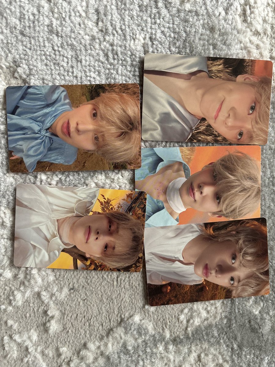 cinnagyuu's tweet photo. light album pcs $2 + shipping (each order comes w a free postcard) have so many leftovers from gos so pls dm if interested!! i also have multiples of each member! 800+ proof on my insta as well @cinnagyuu :D

#wtstxt #txtwts #yeonjunwts #kaiwts #soobinwts #beomgyuwts #taehyunwts https://t.co/SgP3tubv0N