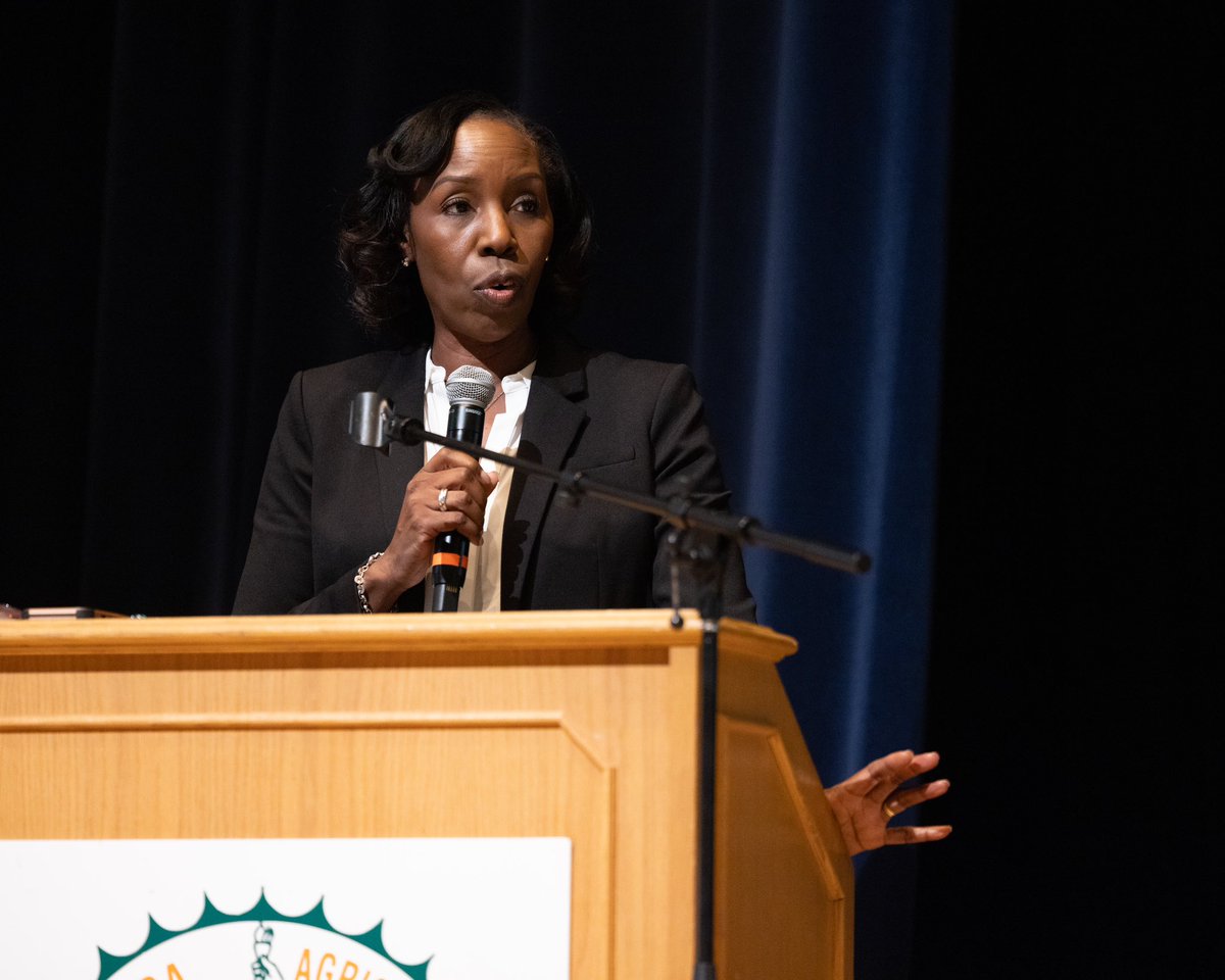 FAMU School of Journalism & Graphic Communication tweet media