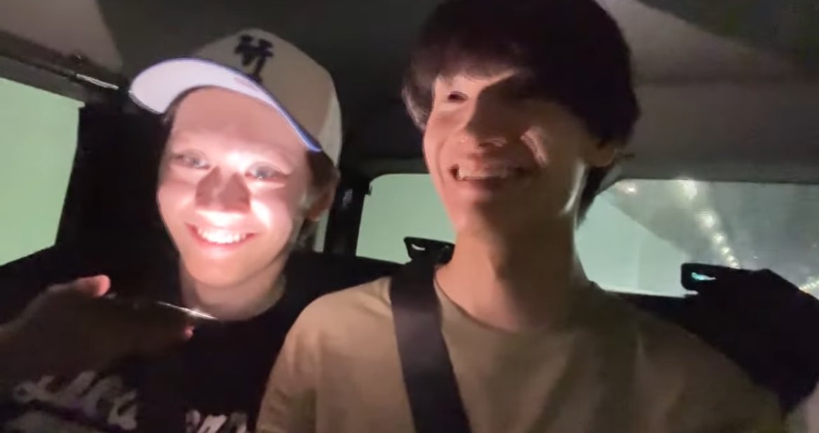 j_ka08's tweet photo. もう丈くんのことJr.時代から8年ぐらい見てたはずなのに、ここに来て初めて見るペニーワイズみたいな丈くん出てきたwwwwwwww😹😹😹😹😹😹😹

#WESTube 
#なにわ男子 https://t.co/CQPHPBDJCX
