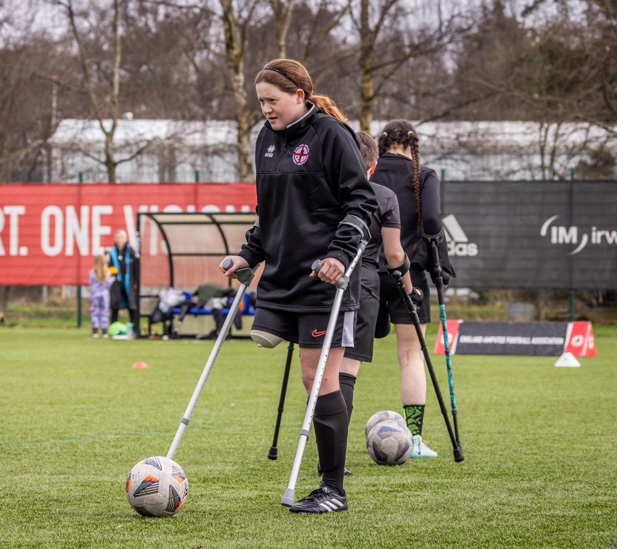University of South Wales (@unisouthwales) on Twitter photo USW is proud to support footballer Tayla and wishes her the best of luck as she represents England at the Amputee World Cup ⚽️
Read Tayla’s story here: southwales.ac.uk/news/2024/sept…
#amputeeworldcup #football <a href="/SheKicksMag/">She Kicks - women's football magazine</a> <a href="/womensfootiemag/">The Women's Football Magazine</a> USW is proud to support footballer Tayla and wishes her the best of luck as she represents England at the Amputee World Cup ⚽️
Read Tayla’s story here: southwales.ac.uk/news/2024/sept…
#amputeeworldcup #football <a href="/SheKicksMag/">She Kicks - women's football magazine</a> <a href="/womensfootiemag/">The Women's Football Magazine</a>