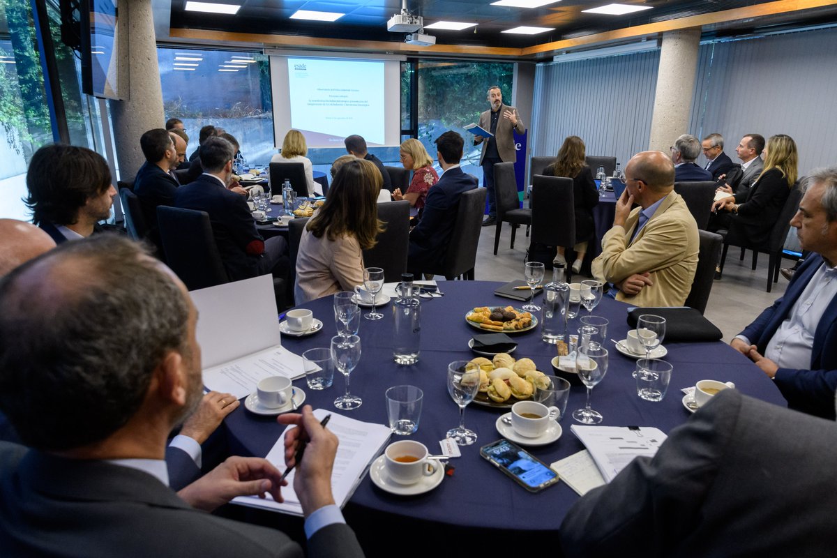 EsadeGeo tweet media