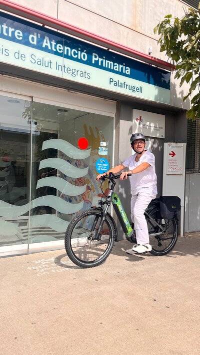 🚲 En la Setmana Europea de la Mobilitat, compartim iniciatives de #mobilitatsostenible del sector salut i social:

🩺 Els professionals de l'ABS Palafrugell (<a href="/_ssibe/">SSIBE</a>) poden anar en bicicleta elèctrica a les visites a domicili.

Més informació 👉 ssibe.cat/noticies/4074/…