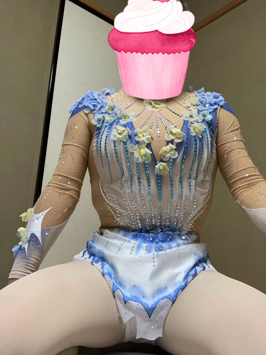 Kitano_Youko's tweet photo. 昨日は新体操レオタードを着てまったりしていました。
#leotard
#レオタード https://t.co/W27ws5LQOC