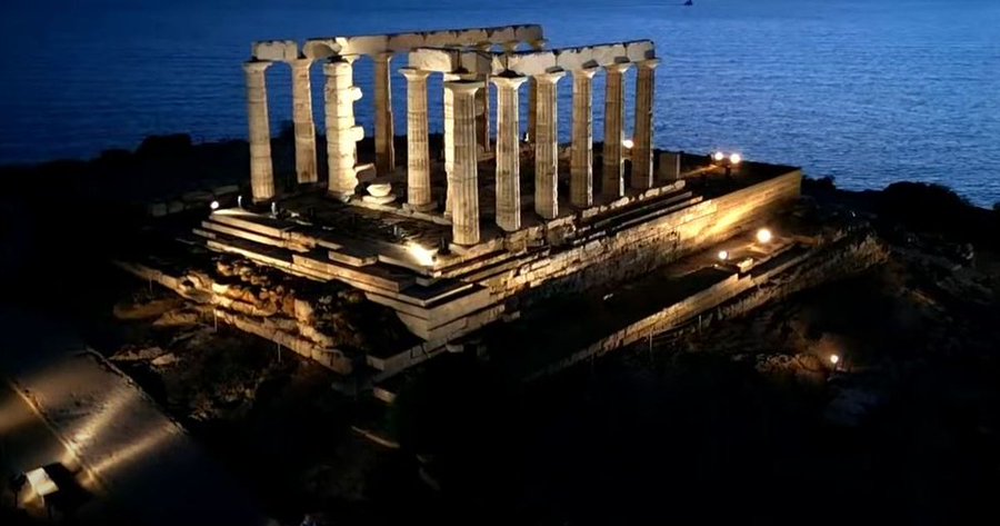 The emblematic Temple of Poseidon at Cape Sounion was illuminated on Monday night. 
The illumination of the famous temple in south-eastern Attica offers also a unique experience to ships passengers sailing in the area.