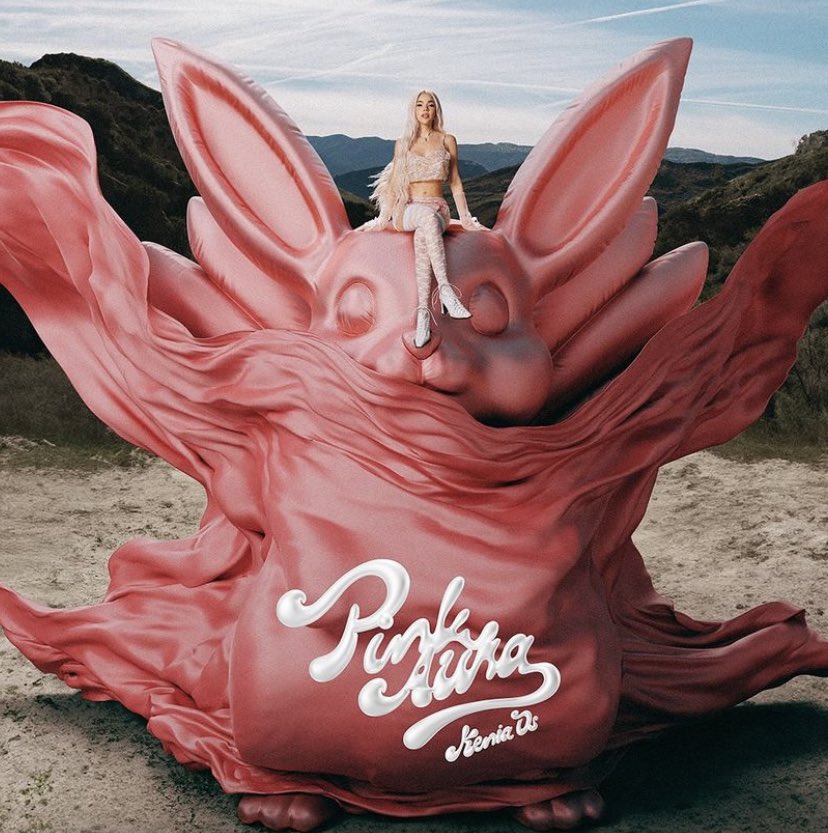 dreamninii's tweet photo. La forma en que Danna fue ignorada con “CHILDSTAR” y Kenia Os con “Pink Aura” en los Latín Grammys 2024 es increíble.
Estás reinas merecían al menos una nominación. https://t.co/djuYTOi5oO
