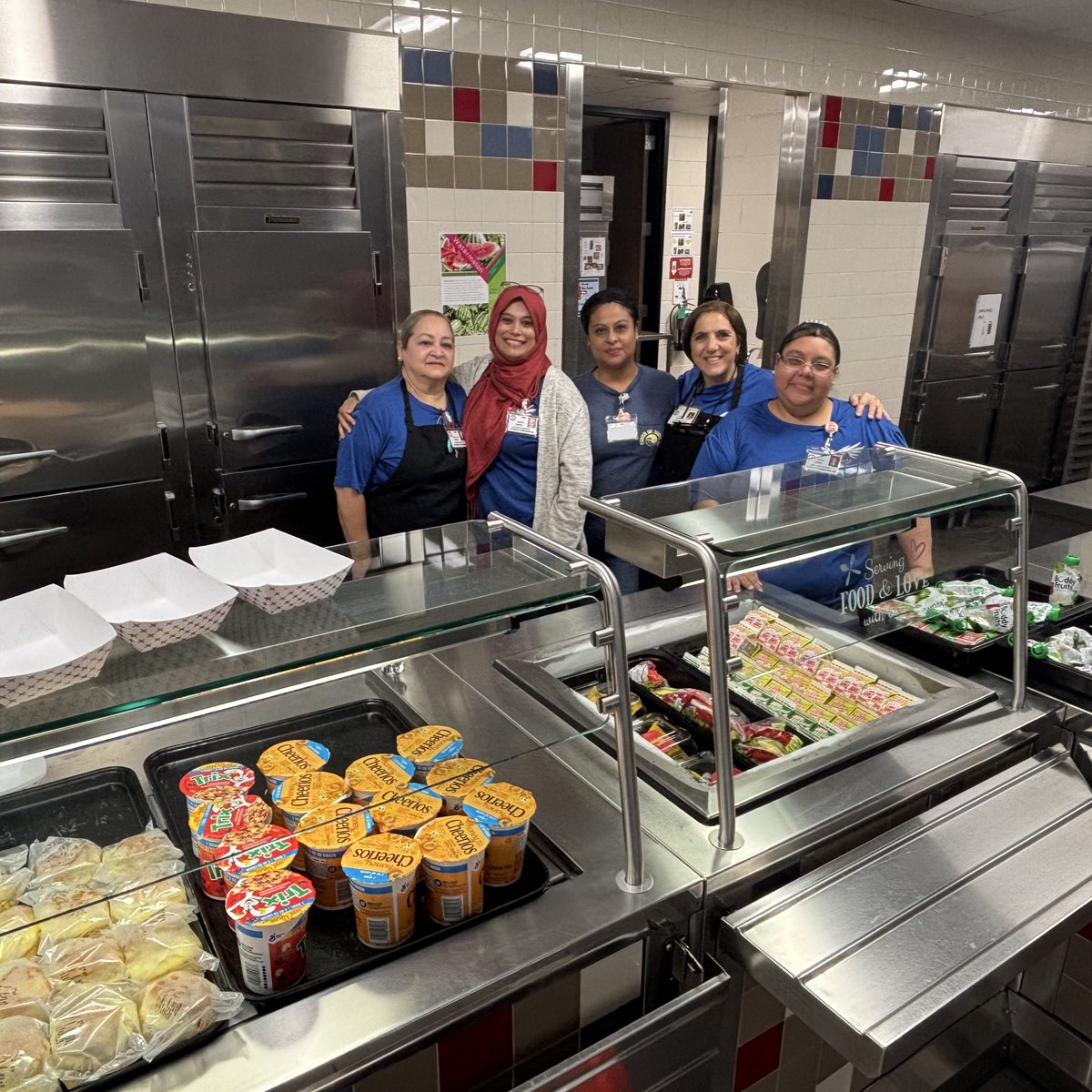 Service with a smile at <a href="/LabayMS/">Labay Middle School 🦅</a>! These amazing ladies serve 500+ students breakfast every morning!! 🧑🏽‍🍳❤️