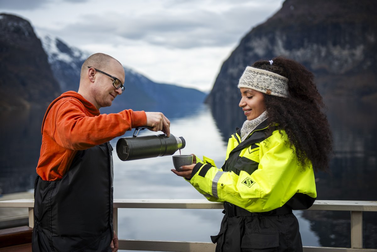 Fjordsafari's tweet photo. Enjoying a cozy hot toddy in the heart of the fjords🏔️☕
Raise a cup to unforgettable moments on the fjord. https://t.co/Vz8hbY9uul