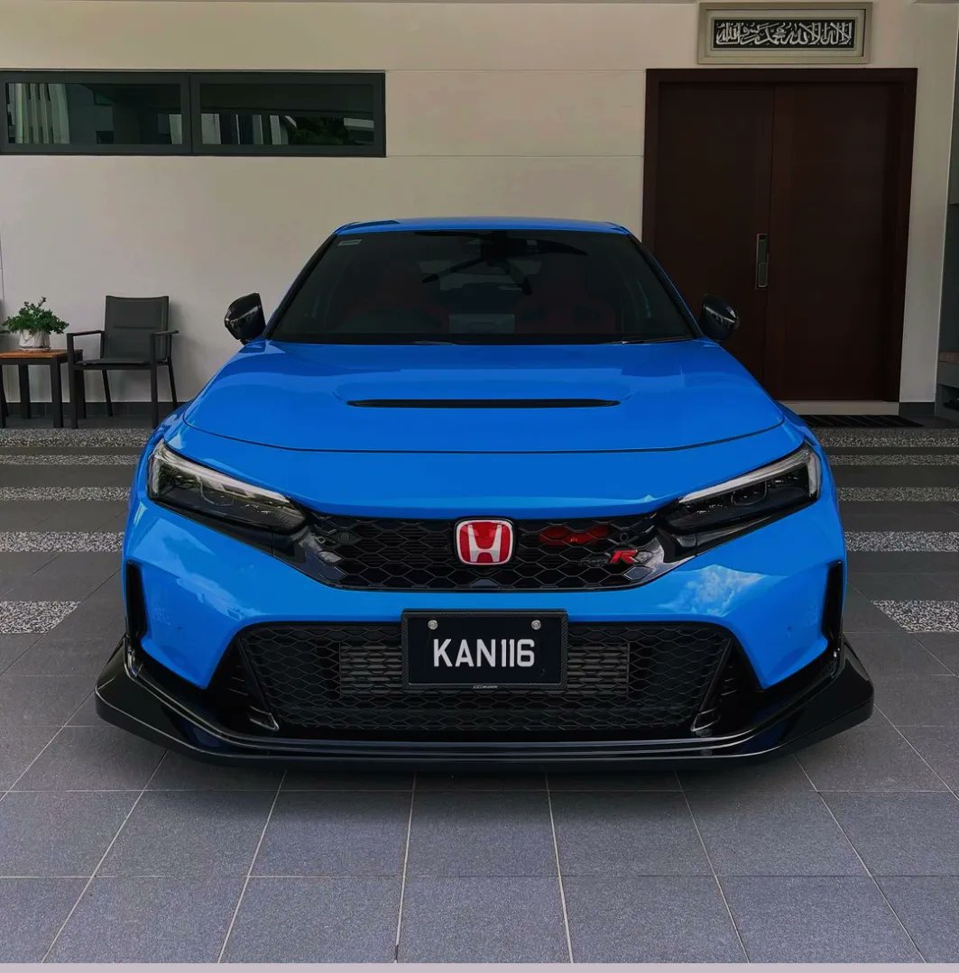 alplusc's tweet photo. Our official distributor @typesgarage stocking and running only top tier parts on their FL5. Congratulations on the new store and I look forward to visiting next time I'm in KL.
https://t.co/6G16cd35XO
#ホンダ #シビックタイプR #タイプR #honda #civictyper #typer #ctr #fl5 #alplus https://t.co/mMOPaho4lX