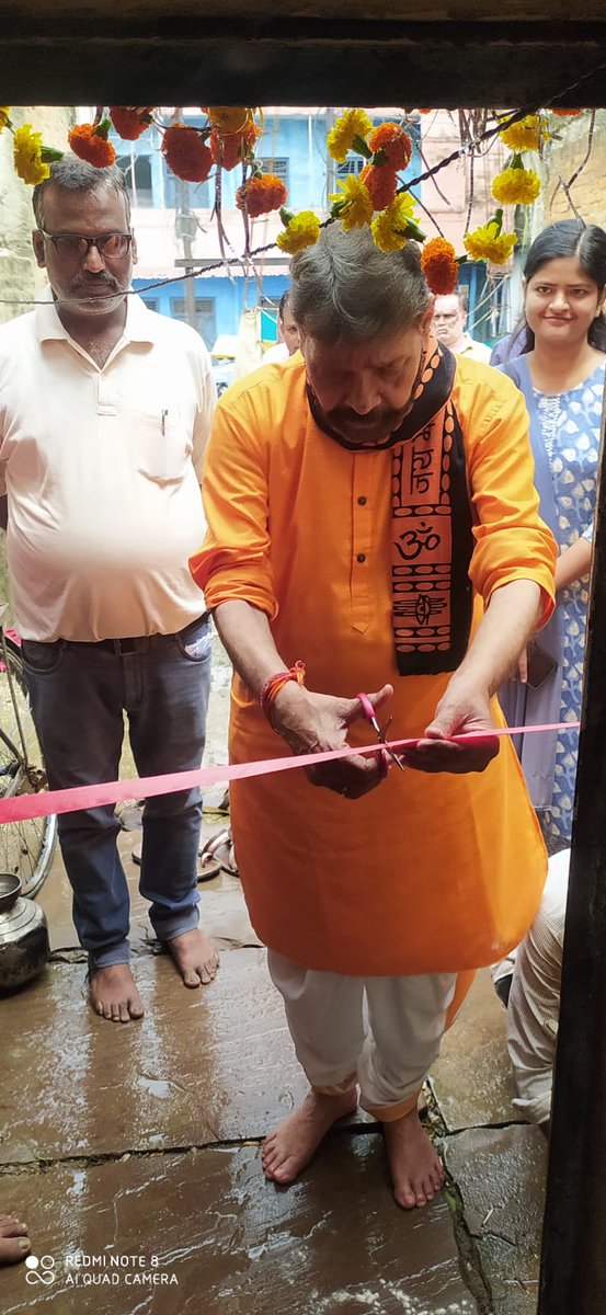 SwachHatta's tweet photo. "स्वभाव स्वच्छता - संस्कार स्वच्छता " की थीम पर आधारित कार्यक्रम , नगर पालिका हट्टा, बस स्टैंड के पास  आयोजित किया गया, स्वच्छता शपथ , लाइव प्रसारण किया गया, जिनमे नागरिक ऑनलाइन माध्यम से जु��़े, आयोजन मे सभी ने बढ़ चढ़ कर भाग लिया,
#SwachhSurvekshan2024MadhyaPradesh https://t.co/EeDMxIC98F