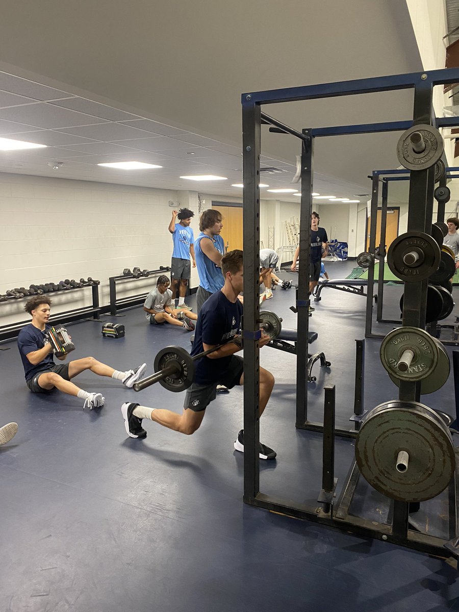 PERFORMANCECOURSEOKLAHOMA (@pcweoverme) on Twitter photo Back at it again with <a href="/ENHSHuskyBall/">Edmond North Men's Basketball</a> ‼️ Real sport programs, real training programs Back at it again with <a href="/ENHSHuskyBall/">Edmond North Men's Basketball</a> ‼️ Real sport programs, real training programs