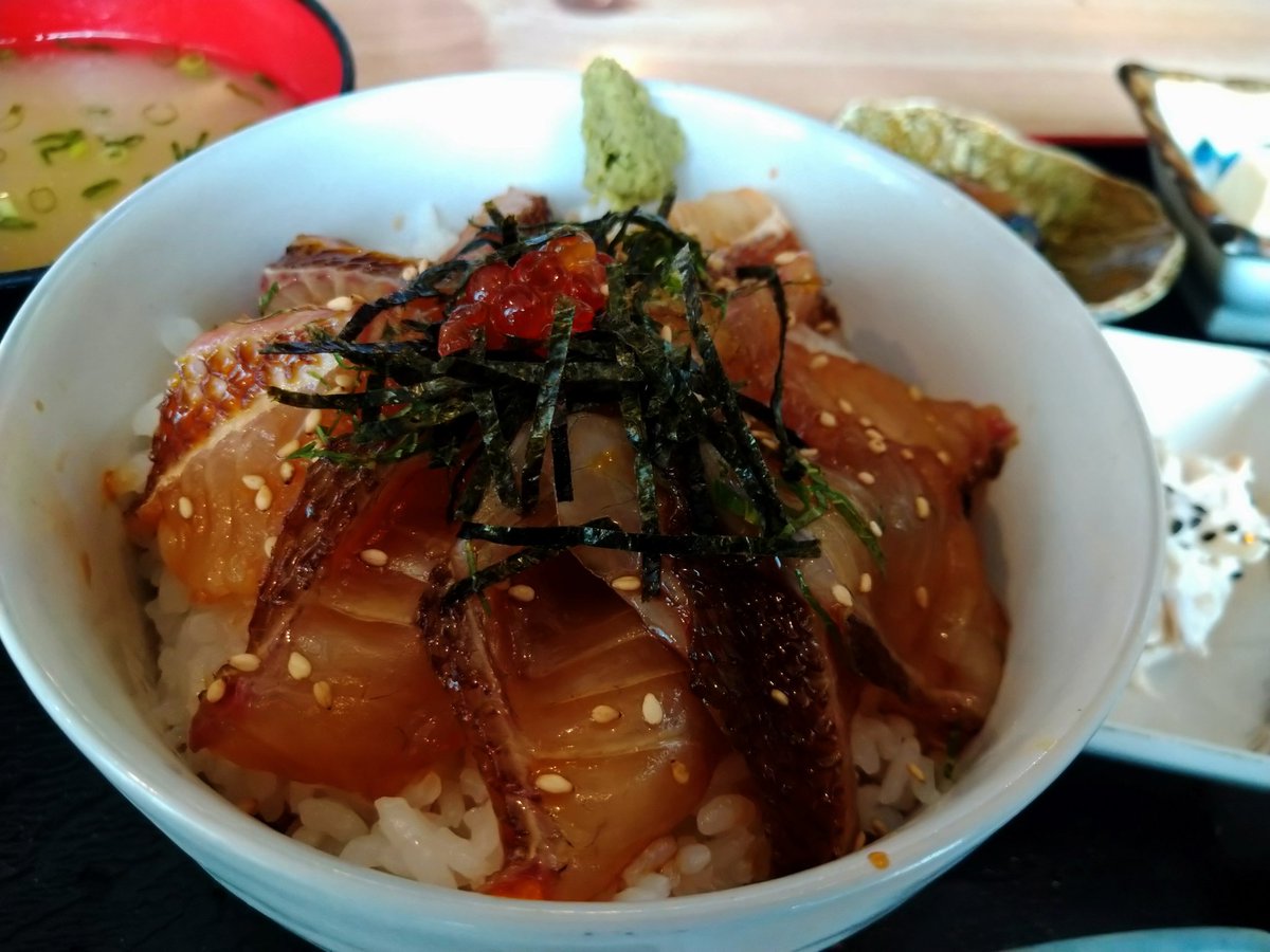 diverkei1's tweet photo. やっぱり漬け丼。
#貝殻亭 https://t.co/nUVvzUjsnv