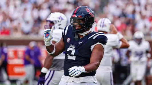 TLL_CFB's tweet photo. Your #Week11 Players of the Week  #SZN1 https://t.co/5F26MYLwpx