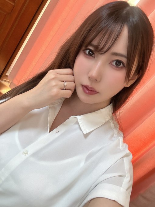 撮影おわりました！🥺✨ 今日は山と空さんで撮影でした🤗🌈  催眠かけられちゃう人妻でした🧏🏻&zwj;♀️ 笑いが止まらない楽しい現場でした〜🤗🌻  帰りにお疲れ様ビールももらったよ🍺🩷  メーカーさん、現場の皆さんありがとうございました🥰お疲れ様でした！🥺