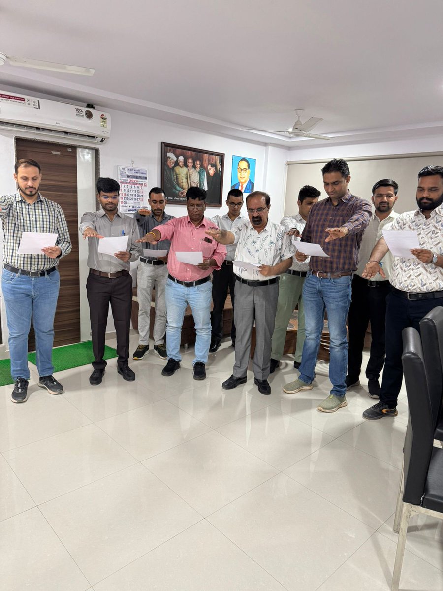 CGST Bhavnagar (@cgstbhavnagar) on Twitter photo рднрд╛рд╡рдирдЧрд░ рдЖрдпреБрдХреНрддрд╛рд▓рдп рдореЗрдВ рдЖрдЬ рджрд┐рдирд╛рдВрдХ 17.09.2024 рдХреЛ рд╣рд┐рдиреНрджреА рдкрдЦрд╡рд╛рдбрд╝рд╛ рдХрд╛ рд╢реБрднрд╛рд░рдВрдн рдХрд┐рдпрд╛ рдЧрдпрд╛ ред рдЗрд╕ рдЕрд╡рд╕рд░ рдкрд░ рдЖрдпреБрдХреНрддрд╛рд▓рдп рдХреЗ рд╕рднреА рдХрд░реНрдордЪрд╛рд░рд┐рдпреЛрдВ рдиреЗ рд░рд╛рдЬрднрд╛рд╖рд╛ рдкреНрд░рддрд┐рдЬреНрдЮрд╛ рд▓реА ред рдкрдЦрд╡рд╛рдбрд╝реЗ рдХреЗ рджреМрд░рд╛рди рдЖрдпреБрдХреНрддрд▓рд╛рдп рдореЗрдВ рд╡рд┐рднрд┐рдиреНрди рд░рд╛рдЬрднрд╛рд╖рд╛ рд╕рдВрдмрдВрдзреА рдкреНрд░рддрд┐рдпреЛрдЧрд┐рддрд╛рдПрдВ рдЖрдпреЛрдЬрд┐рдд рдХреА рдЬрд╛рдПрдВрдЧреА ред
<a href="/cbic_india/">CBIC</a> рднрд╛рд╡рдирдЧрд░ рдЖрдпреБрдХреНрддрд╛рд▓рдп рдореЗрдВ рдЖрдЬ рджрд┐рдирд╛рдВрдХ 17.09.2024 рдХреЛ рд╣рд┐рдиреНрджреА рдкрдЦрд╡рд╛рдбрд╝рд╛ рдХрд╛ рд╢реБрднрд╛рд░рдВрдн рдХрд┐рдпрд╛ рдЧрдпрд╛ ред рдЗрд╕ рдЕрд╡рд╕рд░ рдкрд░ рдЖрдпреБрдХреНрддрд╛рд▓рдп рдХреЗ рд╕рднреА рдХрд░реНрдордЪрд╛рд░рд┐рдпреЛрдВ рдиреЗ рд░рд╛рдЬрднрд╛рд╖рд╛ рдкреНрд░рддрд┐рдЬреНрдЮрд╛ рд▓реА ред рдкрдЦрд╡рд╛рдбрд╝реЗ рдХреЗ рджреМрд░рд╛рди рдЖрдпреБрдХреНрддрд▓рд╛рдп рдореЗрдВ рд╡рд┐рднрд┐рдиреНрди рд░рд╛рдЬрднрд╛рд╖рд╛ рд╕рдВрдмрдВрдзреА рдкреНрд░рддрд┐рдпреЛрдЧрд┐рддрд╛рдПрдВ рдЖрдпреЛрдЬрд┐рдд рдХреА рдЬрд╛рдПрдВрдЧреА ред
<a href="/cbic_india/">CBIC</a>