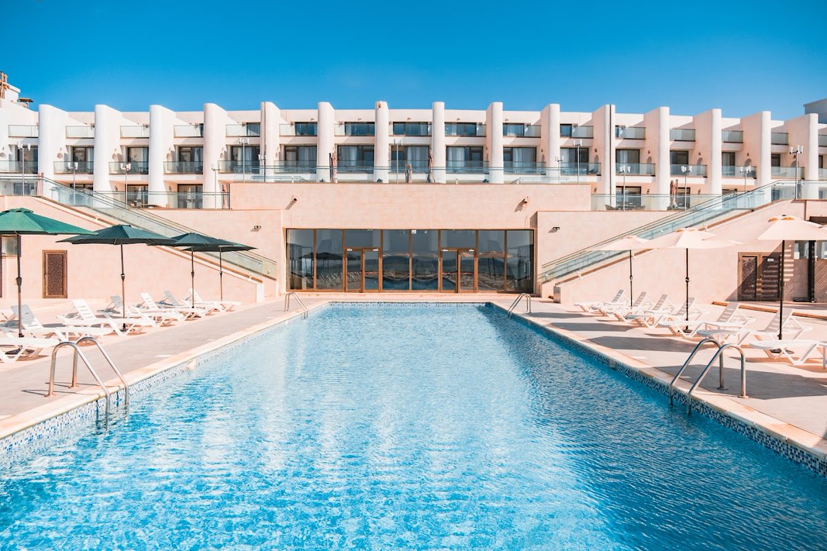 AllouniAgency's tweet photo. Hôtel Les Sables d'Or Zéralda 🇩🇿🇩🇿
☎️Réservations &amp; infoline :
0770080830 / 0770080831
📧info@allounitravel.agency https://t.co/mxzakobyJw