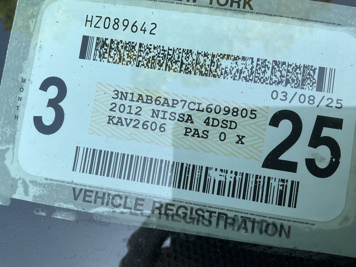 jane_f_conboy's tweet photo. Are you missing your car? This Nissan has been abandoned on my street for weeks. @CityRochesterNY has been notified at least twice (that I know of) and there it sits. Looks stolen. 1/3 https://t.co/Szfpkdf1Sx