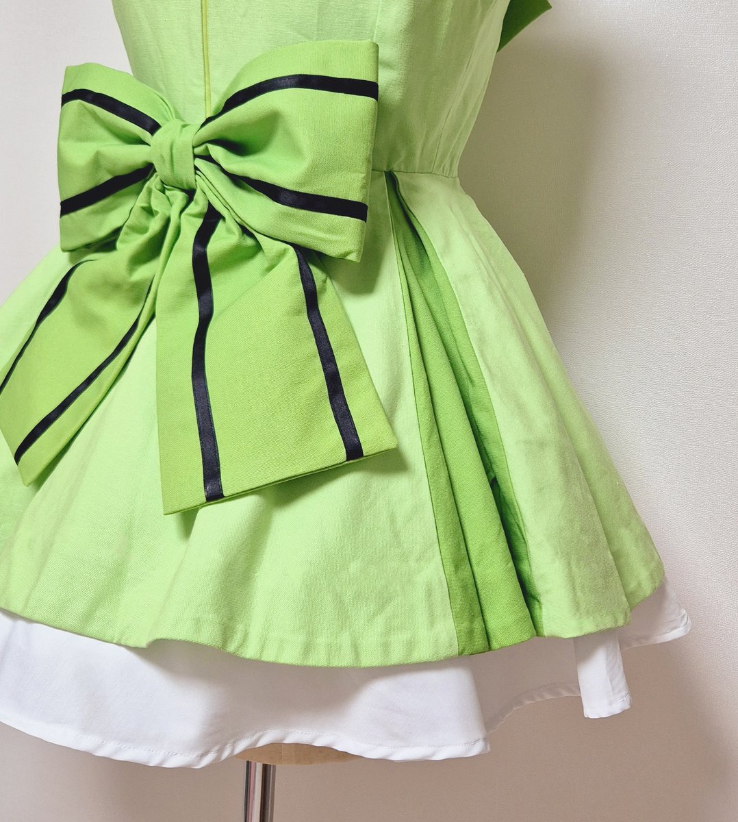 bubblebubble_ss's tweet photo. 💚Love live! -  START:DASH!! 
Kotori
💚러브라이브! - 스타트 대시!! 코토리

구성.
원피스 / 목 장식 / ���리장식 

사이즈.
55-66

재질.
빳빳한 원단 / 360도 치마

#스타트대시 #러브라이브 #STARTDASH #버블쓰샵 https://t.co/fAyquNrCPN