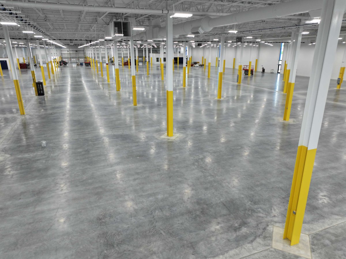 A big thank you to our Dayton drivers, plant personnel, and engineering services team for making the Graco addition in Anoka, MN a success. Learn more about this project here: ow.ly/saTt50TopV7